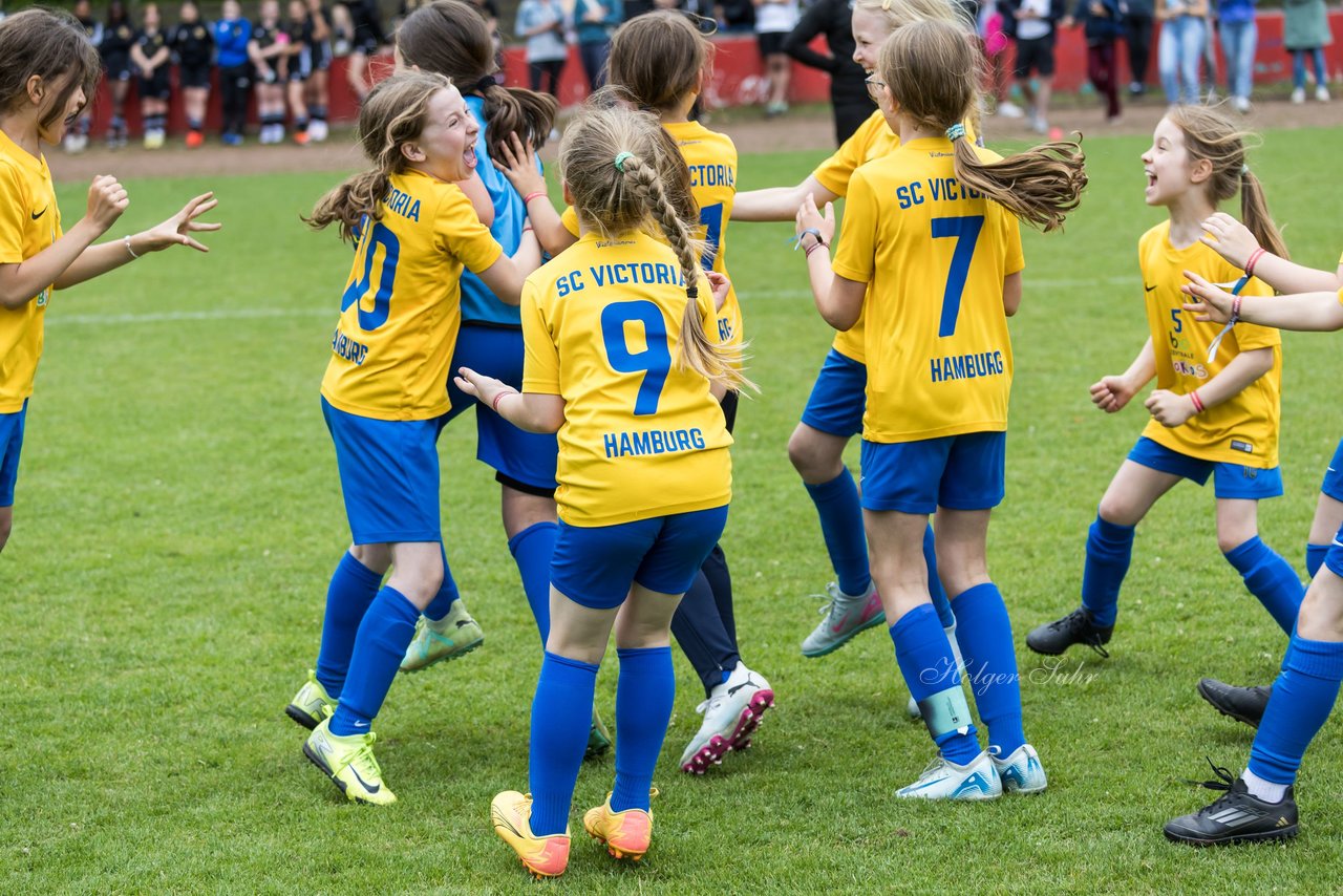 Bild 841 - Loewinnen Cup